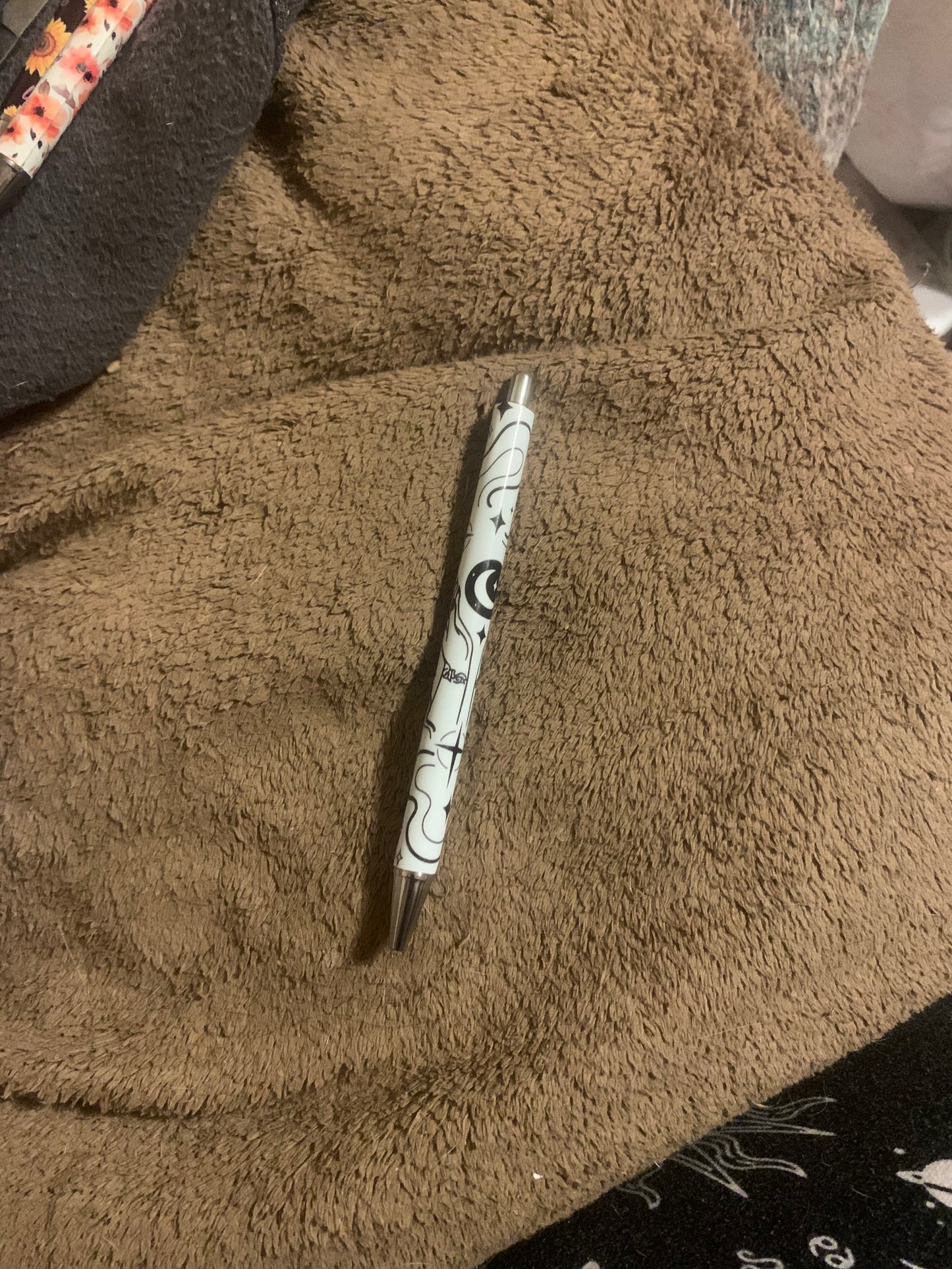 Witchy Hands Pen