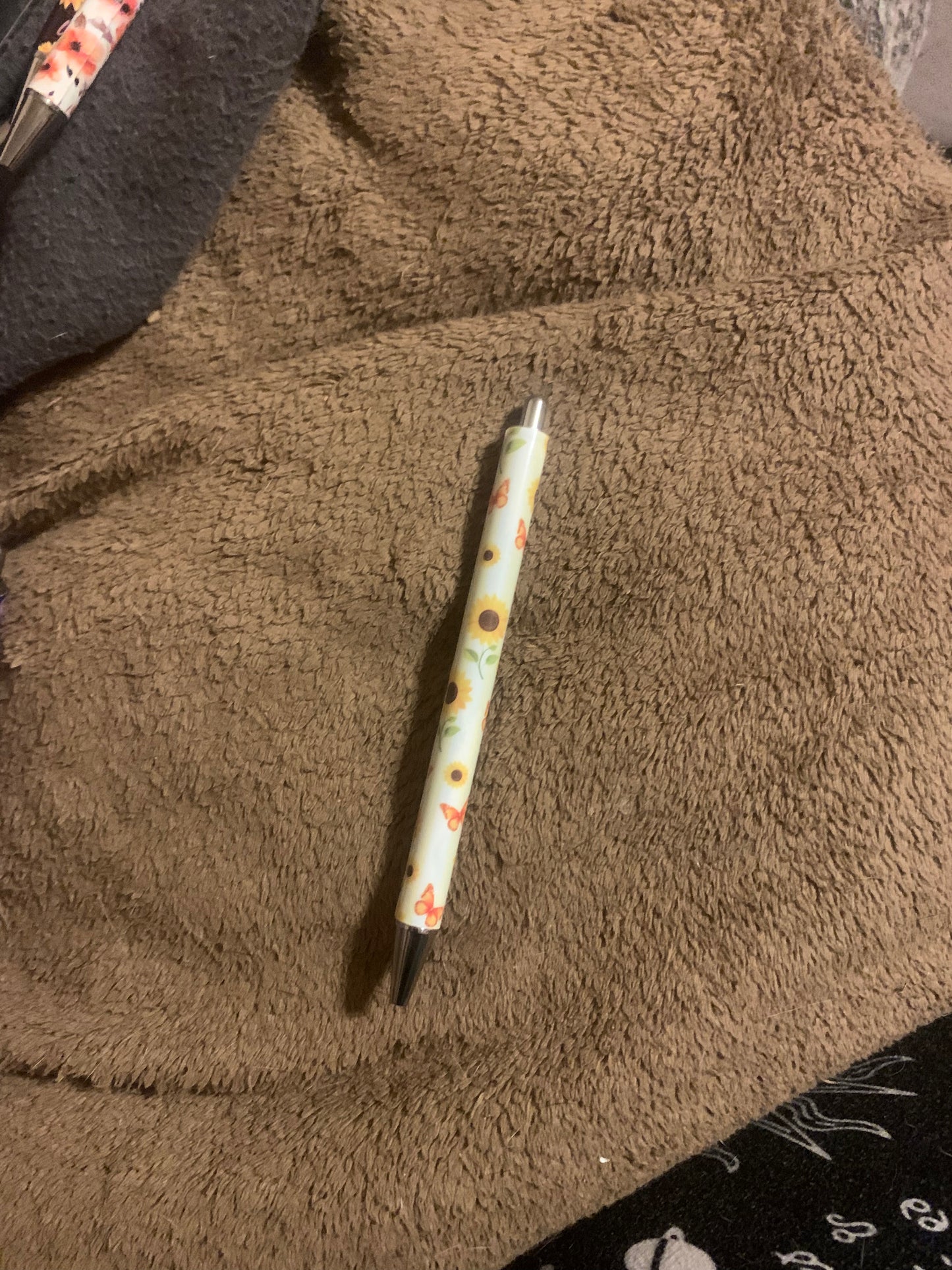 Sunflower & Butterflies Pen
